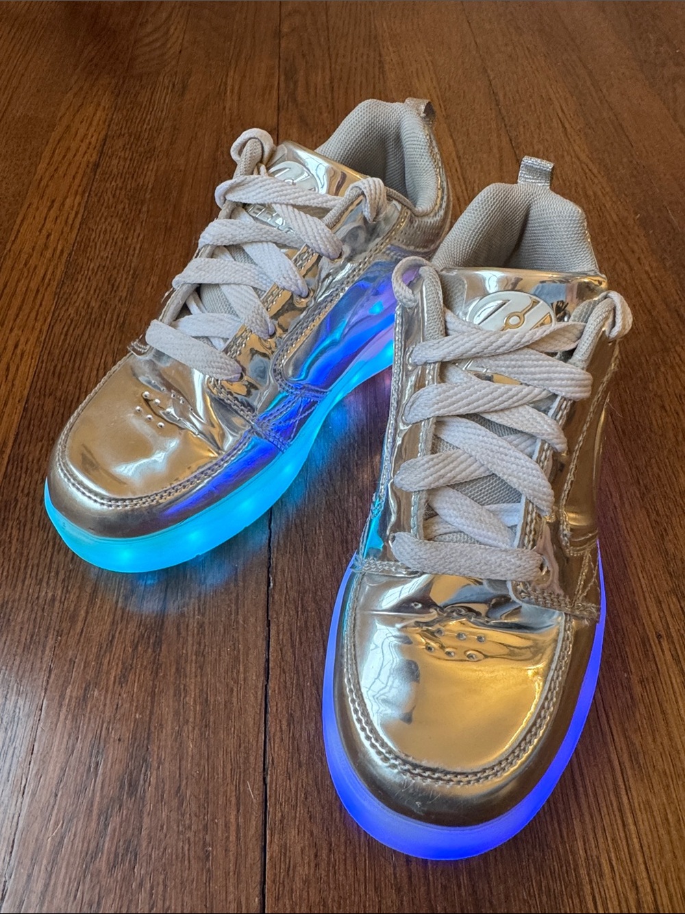 Heelys Metallic Silver Light-Up kids rolling sneakers